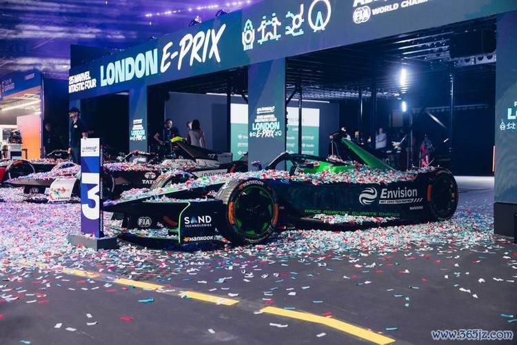 FE电动方程式伦敦站R16 远景加冕车队世界冠军
